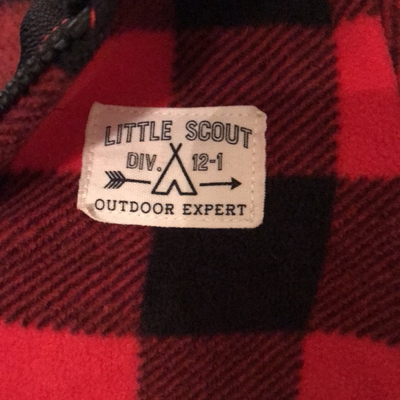 Carter’s red and black onsie - Picture 9 of 10